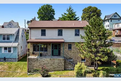 540 5th Street, Carlstadt, NJ 07072 - Photo 1