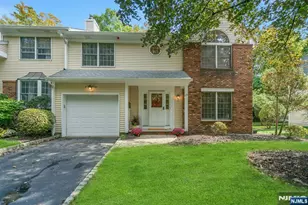 16 Carriage Ln, Ridgewood, NJ 07450 - Photo 1