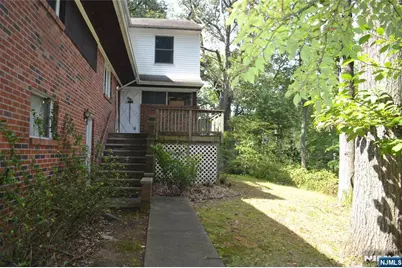 162 W Glen Avenue, Ridgewood, NJ 07450 - Photo 1