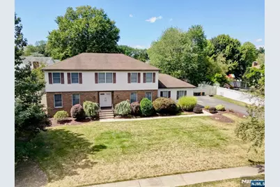 8 Torbet, Wayne, NJ 07470 - Photo 1