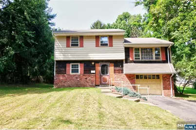111 Moffatt Road, Mahwah, NJ 07430 - Photo 1