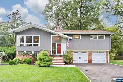 7 Shadow Lane, Montvale, NJ 07645 - Photo 1