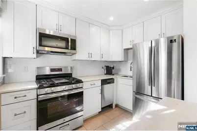 36A Meadowbrook Place, Maplewood, NJ 07040 - Photo 1