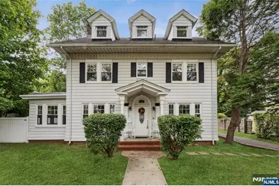 14-18 Vassar Avenue, Newark, NJ 07112 - Photo 1