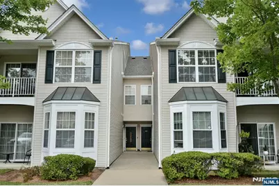 265 Winthrop Drive, Butler, NJ 07405 - Photo 1