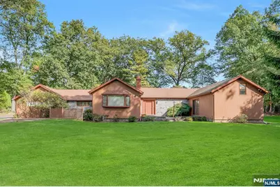 40 Chestnut Ridge Road, Saddle River, NJ 07458 - Photo 1