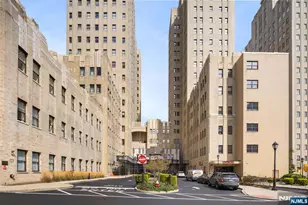 4 Beacon Way 1802, Jersey City, NJ 07304 - Photo 1