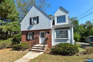 65 Park Ave, Allendale, NJ 07401 - Photo 1