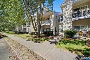 474 Cambridge Dr, Butler, NJ 07405 - Photo 1