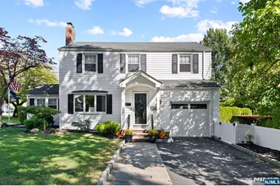 276 Greenway Terrace, River Edge, NJ 07661 - Photo 1