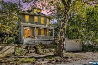30 Pierrepont Avenue, Rutherford, NJ 07070 - Photo 1