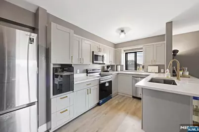 300 Park Street 4A #4A, Hackensack, NJ 07601 - Photo 1