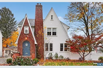 45 Center Street, Ramsey, NJ 07446 - Photo 1