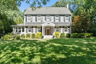 429 Fairway Rd, Ridgewood, NJ 07450 - Photo 1