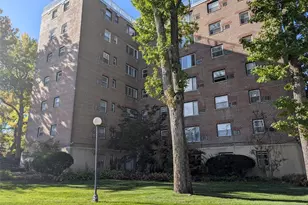 2345 Linwood Ave Lg, Fort Lee, NJ 07024 - Photo 1