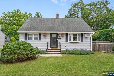 479 S Pleasant Avenue, Ridgewood, NJ 07450 - Photo 1