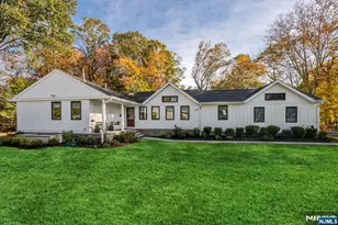 695 Terhune Rd, Ridgewood, NJ 07450 - Photo 1