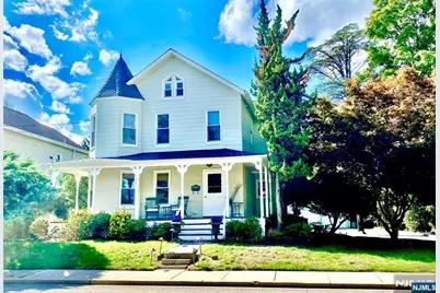 55 Sheridan Avenue, Ho Ho Kus, NJ 07423 - Photo 1