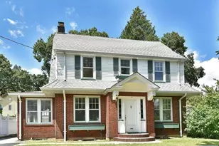 20 Courier Pl, Rutherford, NJ 07070 - Photo 1