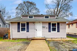 20 8th Ave, Manville, NJ 08835 - Photo 1