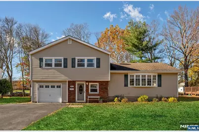 48 Willow Way, Wanaque, NJ 07465 - Photo 1
