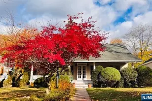 23 Bradford St, Glen Rock, NJ 07452 - Photo 1