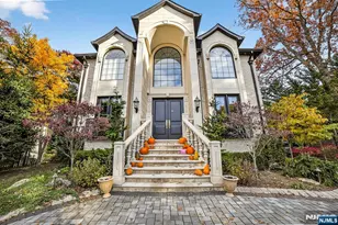 1096 Briar Way, Fort Lee, NJ 07024 - Photo 1