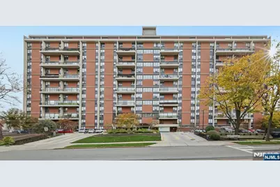 4 Horizon Road 627 #627, Fort Lee, NJ 07024 - Photo 1