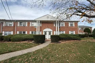 78 Manchester Ct 89, Wayne, NJ 07470 - Photo 1