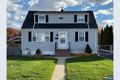 40 Godwin Avenue, Elmwood Park, NJ 07407 - Photo 1