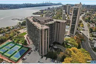 1512 Palisade Avenue 7H #7H, Fort Lee, NJ 07024 - Photo 1