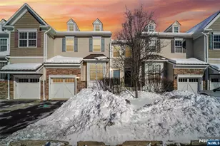 8 Masterson Ct, Waldwick, NJ 07463 - Photo 1