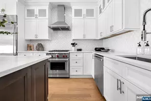 16 Gabriel Ct 20, Paramus, NJ 07652 - Photo 1