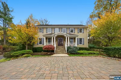 91 Tekening Drive, Tenafly, NJ 07670 - Photo 1