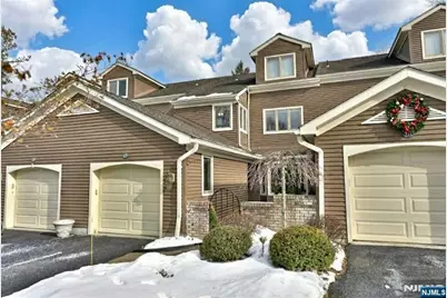 272 Belmont Place 272 #272, Mahwah, NJ 07430 - Photo 1