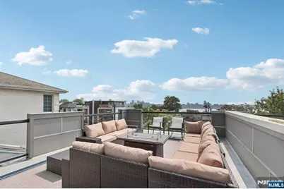 746 Undercliff Avenue B #B, Edgewater, NJ 07020 - Photo 1