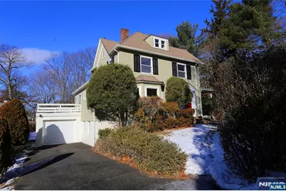 89 Rea Avenue, Midland Park, NJ 07432 - Photo 1
