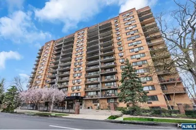60 Parkway Drive 10G #10G, East Orange, NJ 07017 - Photo 1