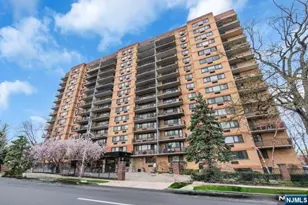 60 Parkway Dr 10G, East Orange, NJ 07017 - Photo 1