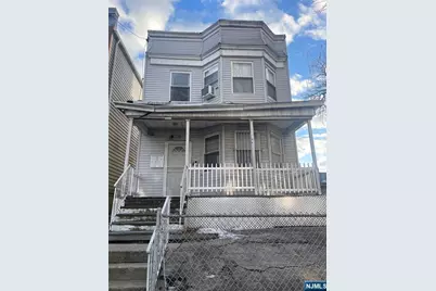19 Oak Street, Jersey City, NJ 07304 - Photo 1