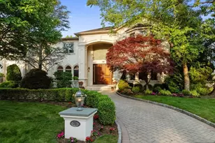 71 Roberts Rd, Englewood Cliffs, NJ 07632 - Photo 1
