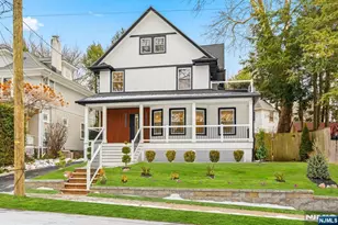 180 Crescent Ave, Leonia, NJ 07605 - Photo 1