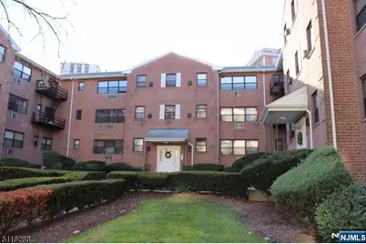 218 Prospect Avenue 3C #3C, Hackensack, NJ 07601 - Photo 1