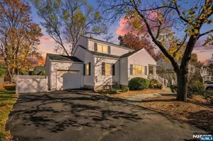 90 Greenway Rd, Glen Rock, NJ 07452 - Photo 1