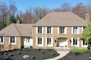 450 Saddle Back Trail, Franklin Lakes, NJ 07417 - Photo 1