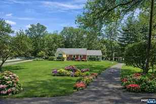 2 Overbrook Pl, Hillsdale, NJ 07642 - Photo 1