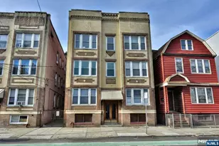 11 1/2 Rutgers Ave 4, Jersey City, NJ 07305 - Photo 1