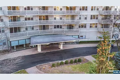 2000 Linwood Avenue 14K #14K, Fort Lee, NJ 07024 - Photo 1