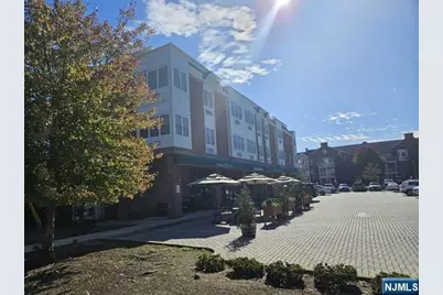 6 Madison Avenue 303 #303, Cresskill, NJ 07626 - Photo 1