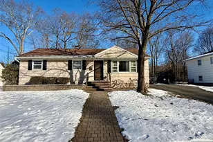 44 Leonard Dr, Waldwick, NJ 07463 - Photo 1